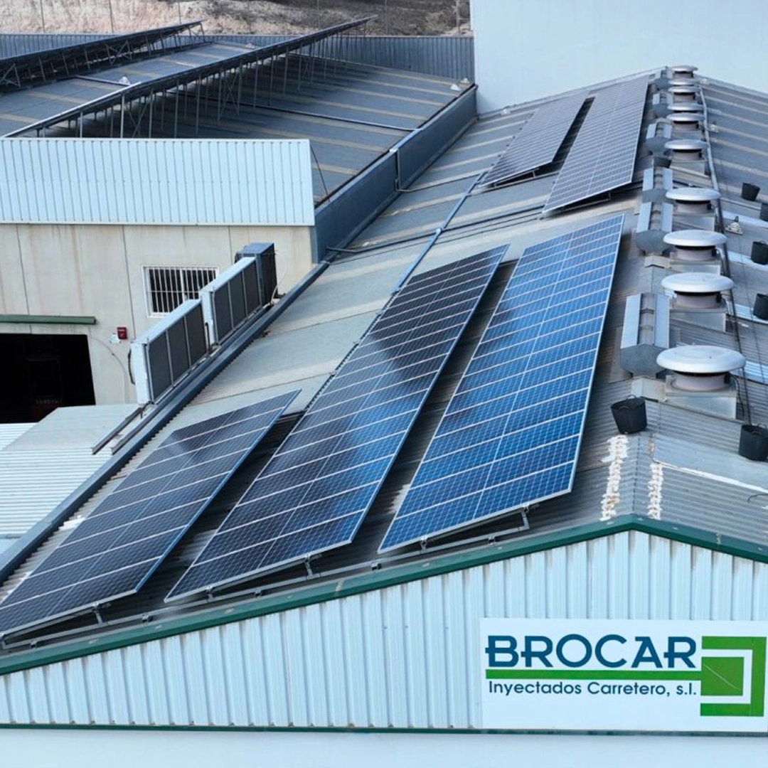 Comprometidos con la sostenibilidad: energía solar en nuestras ...